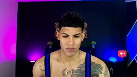 Snapshot of damian_latinxxx chatting on 03/04/25, 06:15 Damian online show from 03/04/25, 06:15