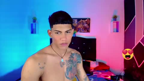 Snapshot of damian_latinxxx chatting on 03/06/25, 05:33 Damian online show from 03/06/25, 05:33