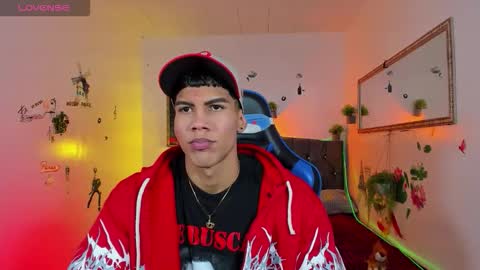 Snapshot of damian_latinxxx chatting on 10/05/25, 03:05 Damian online show from 10/05/25, 03:05