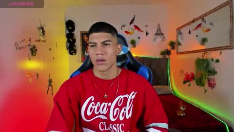 Snapshot of damian_latinxxx chatting on 10/06/25, 12:52 Damian online show from 10/06/25, 12:52