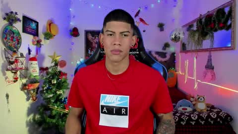 Snapshot of damian_latinxxx chatting on 12/03/25, 03:14 Damian online show from 12/03/25, 03:14