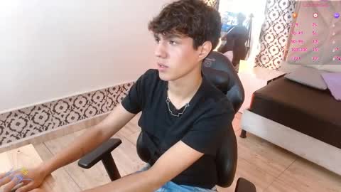 damian_tay online show from 04/13/26, 11:37