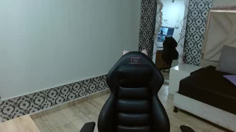 damian_tay online show from 04/14/26, 11:38