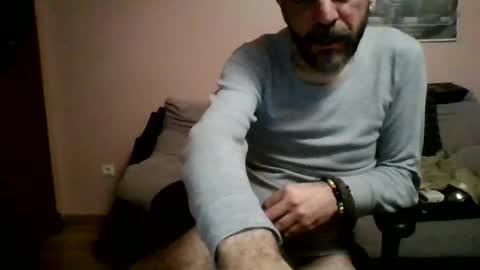 Snapshot of damianour chatting on 01/05/25, 01:24 damianour online show from 01/05/25, 01:24