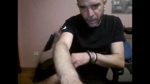 Snapshot of damianour chatting on 03/12/25, 08:31 damianour online show from 03/12/25, 08:31