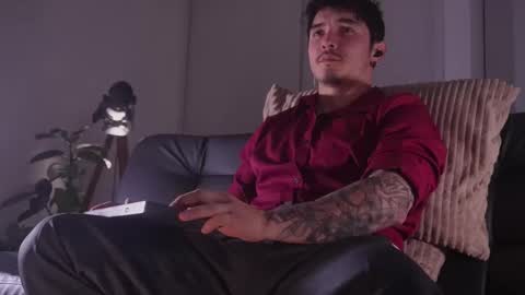 insta damn8   --------  online show from 01/05/26, 11:41