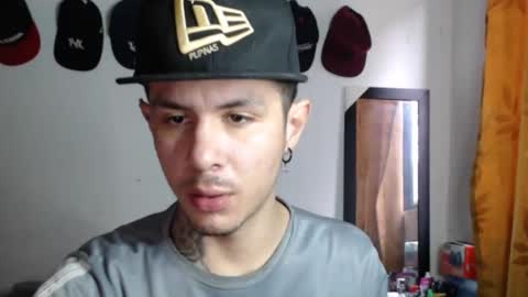 damiansexyboy69 online show from 12/02/25, 09:32