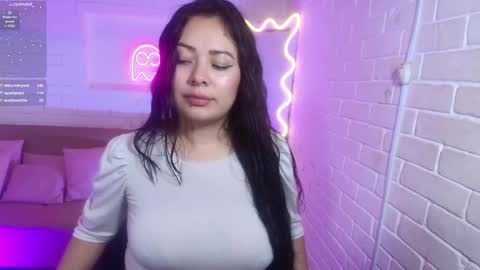 Damii online show from 03/01/25, 02:02