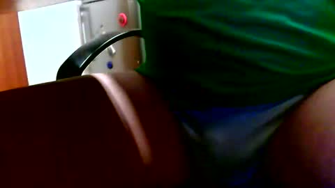 Snapshot of dammerl6 chatting on 01/03/25, 06:55 Dammerl online show from 01/03/25, 06:55