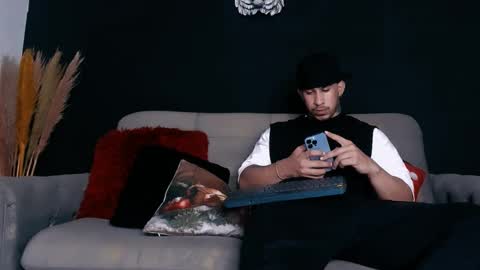 INSTAGRAM  DAMMIANMILLEROFICIAL online show from 12/03/25, 12:29