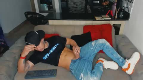 INSTAGRAM  DAMMIANMILLEROFICIAL online show from 01/18/26, 06:39