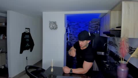 INSTAGRAM  DAMMIANMILLEROFICIAL online show from 02/17/26, 02:19