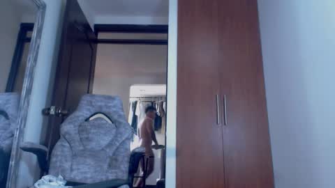 dammuscle online show from 11/19/25, 03:45