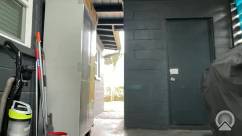 Snapshot of damnimhandsome25 chatting on 11/09/25, 06:28 Clyde online show from 11/09/25, 06:28