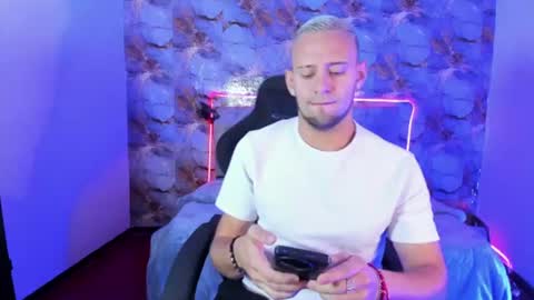 Damon bakert online show from 06/19/26, 01:59