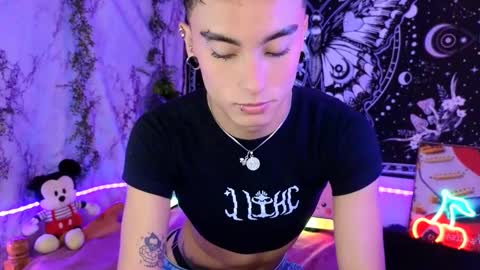 damon_clark_ online show from 03/02/25, 07:12