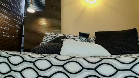 Damon  Salvatore online show from 04/10/26, 09:30