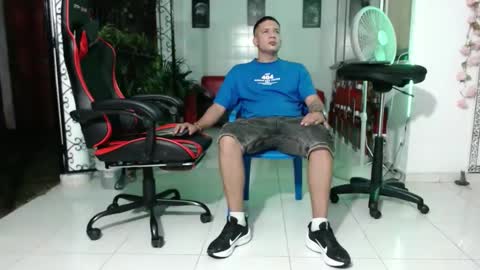 Snapshot of damyan_2003 chatting on 01/06/25, 11:31 damyan_2003 online show from 01/06/25, 11:31