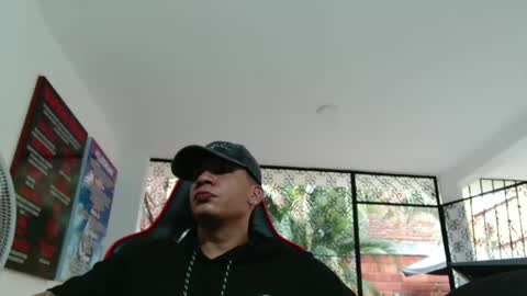 Snapshot of damyan_2003 chatting on 03/04/25, 03:04 damyan_2003 online show from 03/04/25, 03:04
