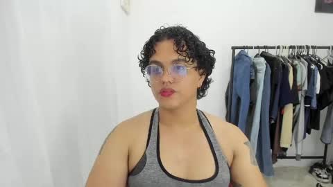 Snapshot of dan_blous chatting on 04/28/26, 11:32 Diane Blosson online show from 04/28/26, 11:32