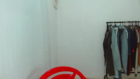 Snapshot of dan_blous chatting on 05/21/26, 12:39 Diane Blosson online show from 05/21/26, 12:39