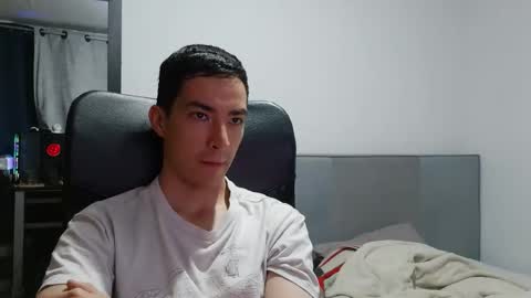 x  x online show from 06/04/26, 09:43
