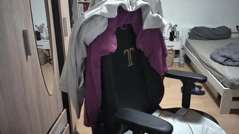 King Dan online show from 03/02/25, 07:34