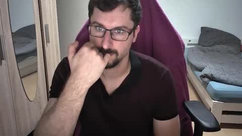 King Dan online show from 09/08/25, 06:29