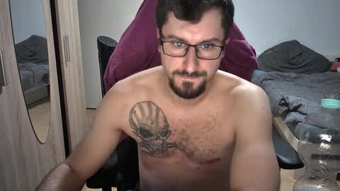 King Dan online show from 09/21/25, 06:42