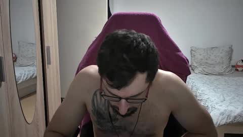 King Dan online show from 09/25/25, 07:28