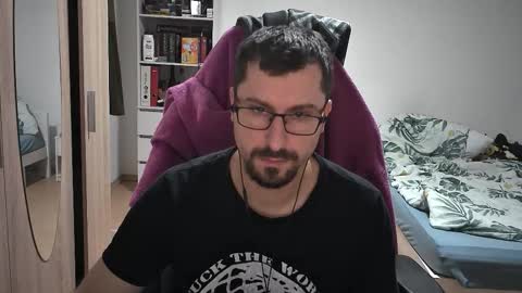 King Dan online show from 11/02/25, 08:44