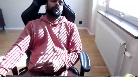 dan_the_man43 online show from 04/11/26, 08:29