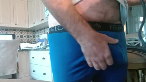 Snapshot of dan_va chatting on 01/05/25, 12:42 Dan online show from 01/05/25, 12:42