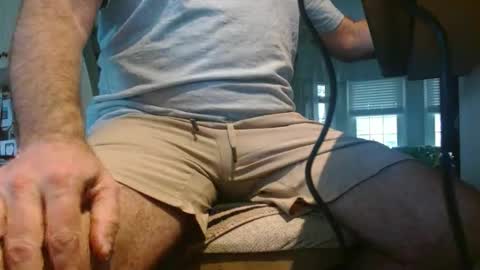 Snapshot of dan_va chatting on 02/16/25, 01:49 Dan online show from 02/16/25, 01:49