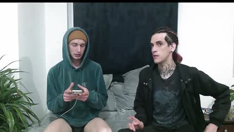 Snapshot of dan_yagami chatting on 12/28/24, 08:05 Dan and Noah online show from 12/28/24, 08:05