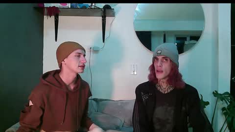 Snapshot of dan_yagami chatting on 02/08/25, 02:47 Dan and Noah online show from 02/08/25, 02:47