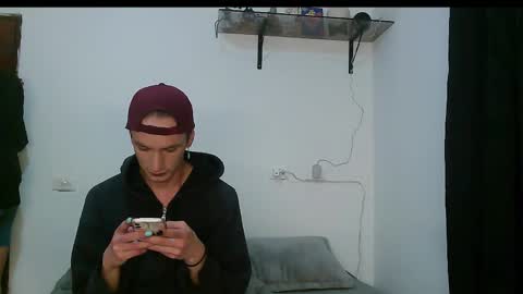 Snapshot of dan_yagami chatting on 02/25/25, 06:25 Dan and Noah online show from 02/25/25, 06:25