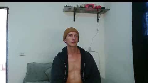 Snapshot of dan_yagami chatting on 03/11/25, 03:45 Dan and Noah online show from 03/11/25, 03:45