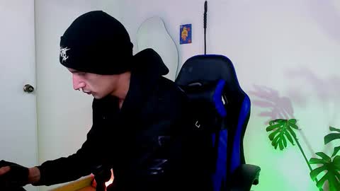 Snapshot of dan_yagami chatting on 09/26/25, 05:00 Dan and Noah online show from 09/26/25, 05:00