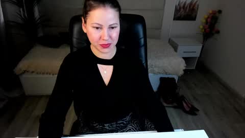 Dana Dom online show from 02/18/25, 02:05