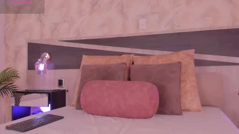 Dana online show from 02/27/26, 04:23