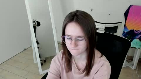 Snapshot of dana_orchid_ chatting on 09/11/25, 06:19 Dana online show from 09/11/25, 06:19