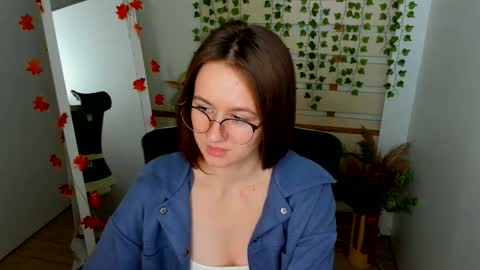 Snapshot of dana_orchid_ chatting on 10/08/25, 06:49 Dana online show from 10/08/25, 06:49
