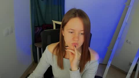 Snapshot of dana_orchid_ chatting on 10/20/25, 06:52 Dana online show from 10/20/25, 06:52