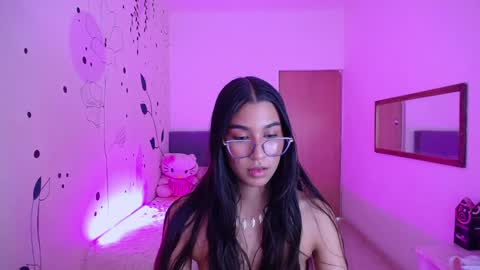 dana_paula online show from 02/19/25, 03:49