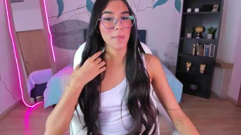 dana_paula online show from 11/27/25, 11:23
