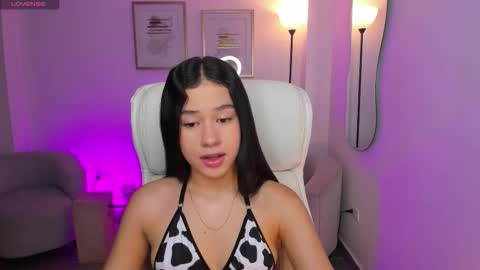 danaa_rouse online show from 09/22/25, 07:16