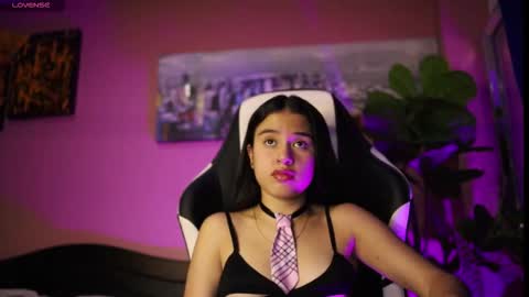 danaa_rouse online show from 12/02/25, 09:21