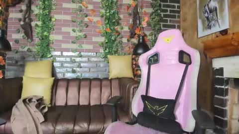    online show from 02/28/25, 04:21