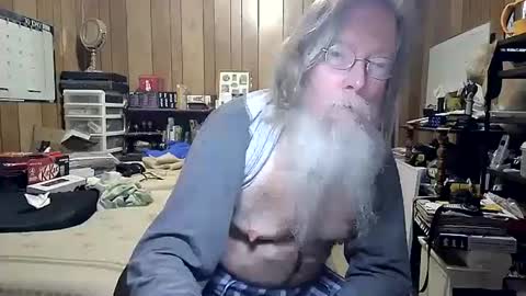 Dana online show from 01/09/25, 01:35